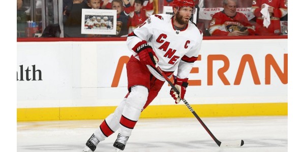 Fjorton år för att ta den sista chansen i den här säsongens Stanley Cup-finaler Fjorton år för att ta den sista chansen i den här säsongens Stanley Cup-finaler